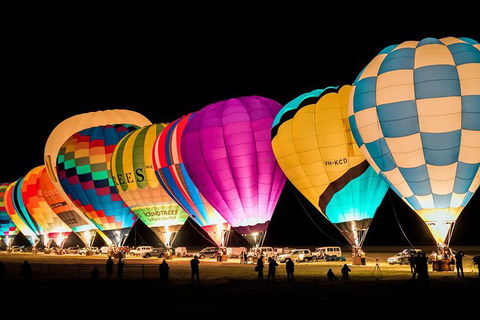 Yarra Valley Sunrise Balloon Flight & Champagne Breakfast - Accommodation Newcastle 1