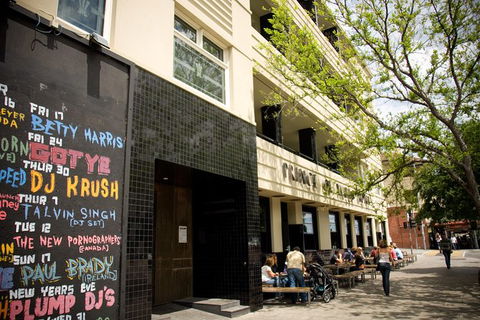 Live Music Melbourne Bus Tour - Accommodation Newcastle 3