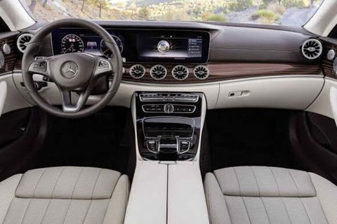 Taxi Service, Chauffeur Services With Baby Seat And Booster Seat Facility - Accommodation Newcastle 1