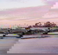Happy Hour Twilight Cruise on the Yarra River - Accommodation Newcastle