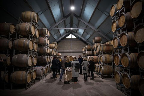 Chauffeur Driven Yarra Valley Group Wine Tour - Up To 7 - Accommodation Newcastle 2