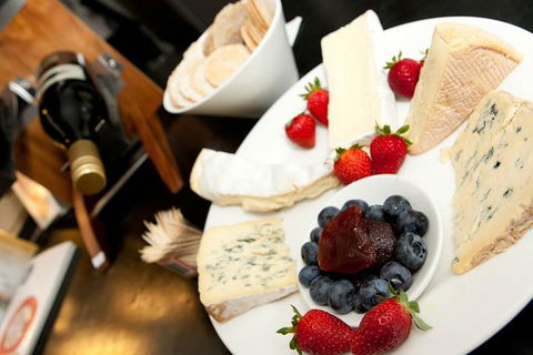 Chauffeur Driven Yarra Valley Group Wine Tour - Up To 7 - Accommodation Newcastle 9