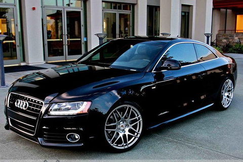 Chauffeur Car Melbourne Airport To CBD $75 - Accommodation Newcastle 0