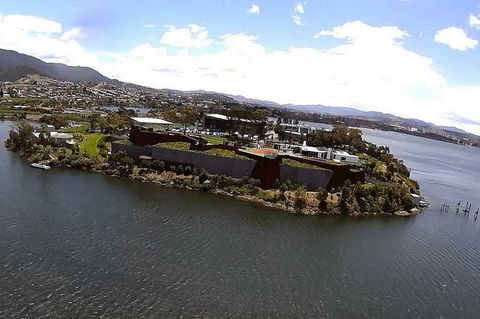 MONA Helicopter Transfer - Accommodation Newcastle 1