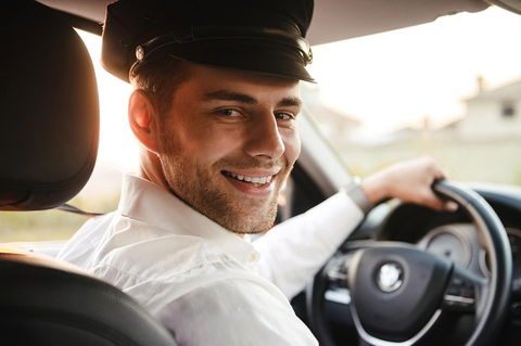 Transfer In Private Vehicle From Adelaide Downtown To Adelaide Airport - Accommodation Newcastle 1