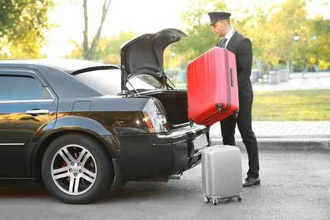 Transfer In Private Vehicle From Adelaide Downtown To Adelaide Airport - Accommodation Newcastle 7