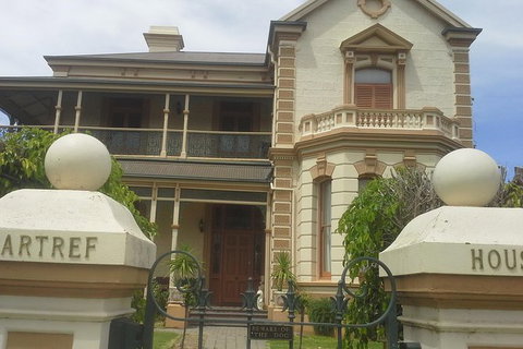 Adelaide Walking Tour: East End Escapade - Accommodation Newcastle 9