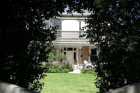 Adelaide Walking Tour: East End Escapade - Accommodation Newcastle 7
