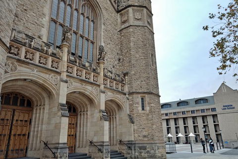 Adelaide's Best Walking Tour - Accommodation Newcastle 1
