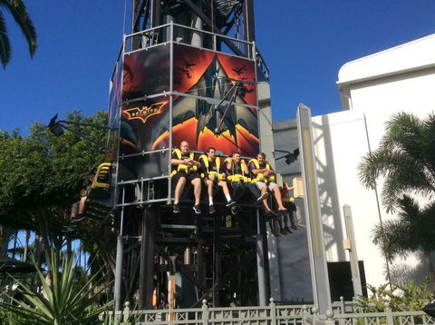 Gold Coast Theme Park Pass: Warner Bros. Movie World, Sea World And Wet'n'Wild - Accommodation Newcastle 3