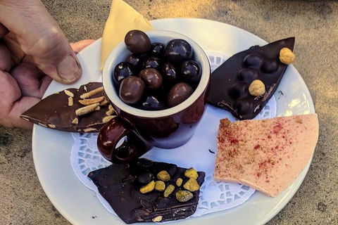 Queensland Food Tour: Farm-to-Table Indulgence - Accommodation Newcastle 4