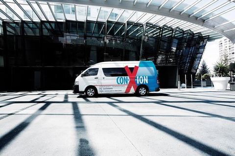 Brisbane Airport Arrival Shuttle Transfer To The Sunshine Coast Hotels/addresses - Accommodation Newcastle 0