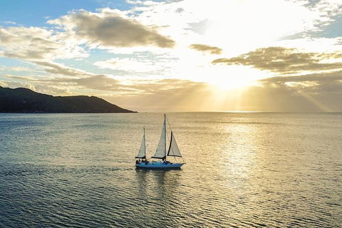 Magnetic Island Sunset Sail - Accommodation Newcastle 1