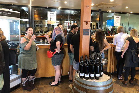 Sirromet Winery All Inclusive Lunch @ Lurleens, Tour, Tastings And Transfers - Accommodation Newcastle 7