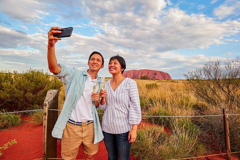 2-Day Uluru (Ayers Rock) And Kings Canyon Tour From Alice Springs - Accommodation Newcastle 0