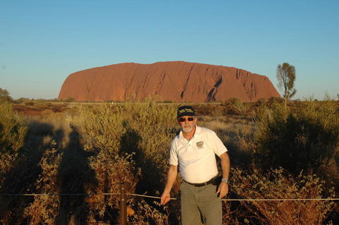 Uluru (Ayers Rock) And The Olgas Tour Including Sunset Dinner From Alice Springs - Accommodation Newcastle 8