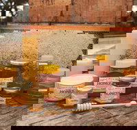 Clifford's Honey Farm - Accommodation Newcastle