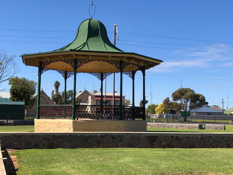 Davies Square, Wallaroo - Accommodation Newcastle 0