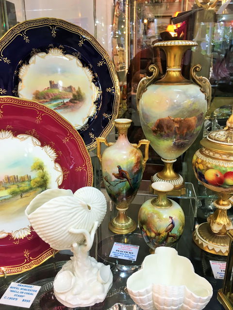 Faulconbridge Antiques And Giftware - Accommodation Newcastle 2