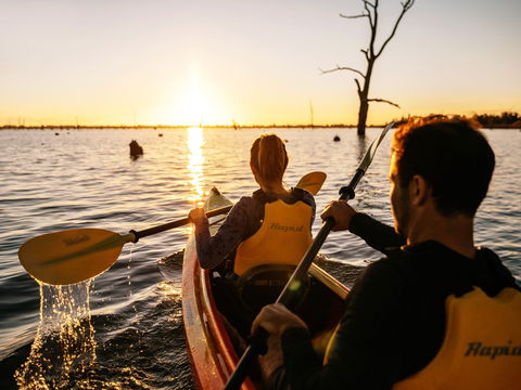 Lake Mulwala - Accommodation Newcastle 0