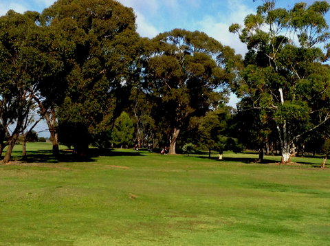 Nathalia Golf Club - Accommodation Newcastle 2