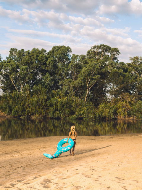 Riverside:  Wagga Beach - Accommodation Newcastle 2