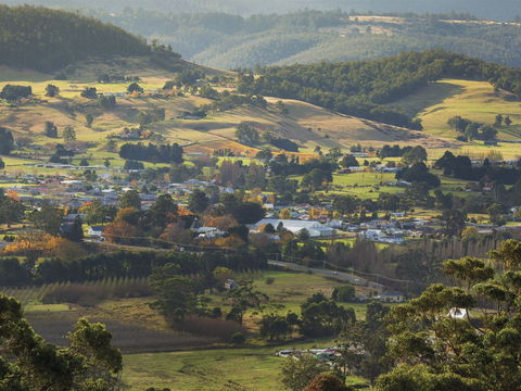 Huonville - Accommodation Newcastle 0