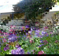 Raglan Gallery And Cultural Centre - Accommodation Newcastle