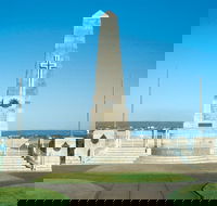 State War Memorial Kings Park - Accommodation Newcastle