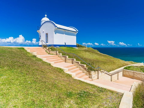 Tacking Point Lighthouse - Accommodation Newcastle 0