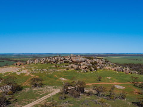 Tcharkuldu Rock Recreation Reserve - Accommodation Newcastle 0