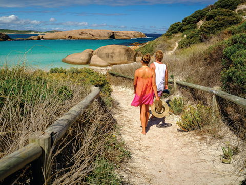 Twilight Bay - Accommodation Newcastle 2