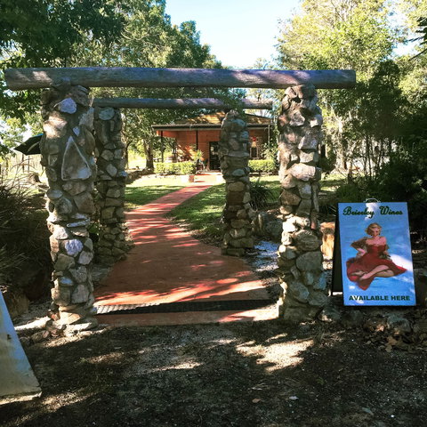 Childers Wine Trail - Accommodation Newcastle 1