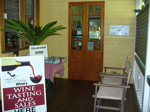 Childers Wine Trail - Accommodation Newcastle 2