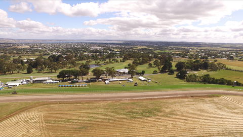 Colac Turf Club - Accommodation Newcastle 0