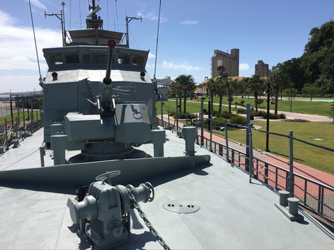 HMAS Gladstone - Accommodation Newcastle 1