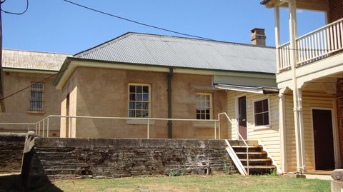 The Old Gundagai Gaol - Accommodation Newcastle 1