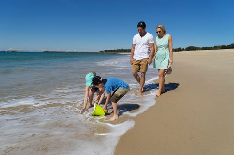 Blacksmiths Beach - Accommodation Newcastle 0