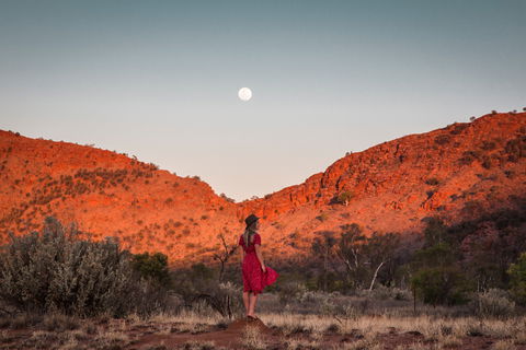 Red Centre Way - Accommodation Newcastle 0