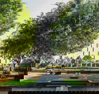 Sculpture Garden Campbelltown - Accommodation Newcastle