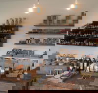 Dindi Naturals - Accommodation Newcastle