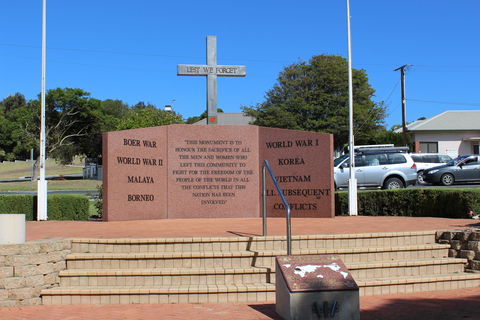 Port Lincoln War Memorial - Accommodation Newcastle 0