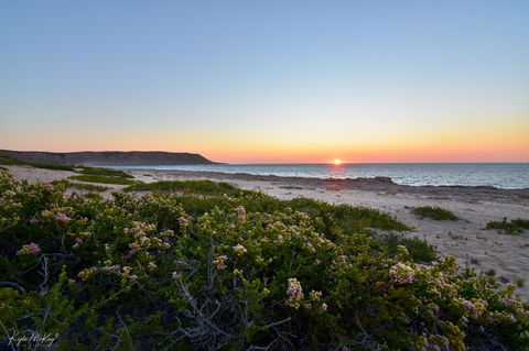 Red Bluff At Quobba Station - Accommodation Newcastle 0