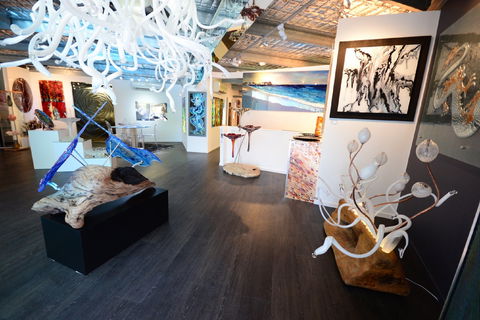 GlassXpressions Art Gallery - Accommodation Newcastle 2