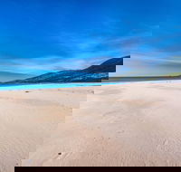 Island Beach - Accommodation Newcastle