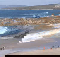 Lights Beach - Accommodation Newcastle