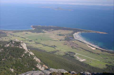 Strzelecki Peaks Great Short Walk - Accommodation Newcastle 2