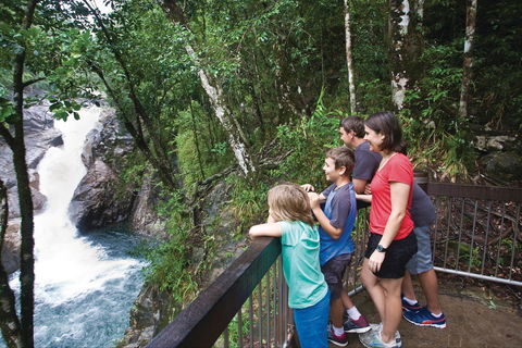 Finch Hatton - Accommodation Newcastle 2