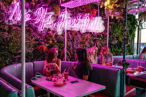 Holey Moley Northbridge - Accommodation Newcastle 2