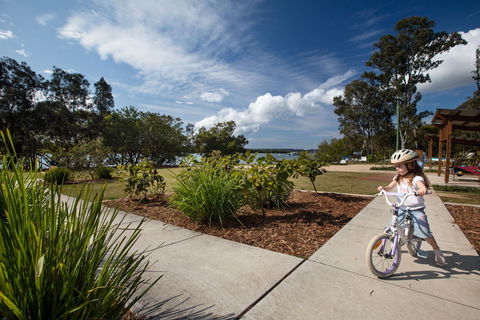 Russell Island (Canaipa) - Accommodation Newcastle 1